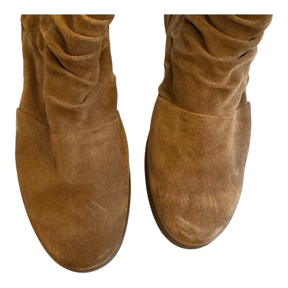 Munro Water Resistant Scout Bootie in brown suede NWOB - Picture 9 of 10